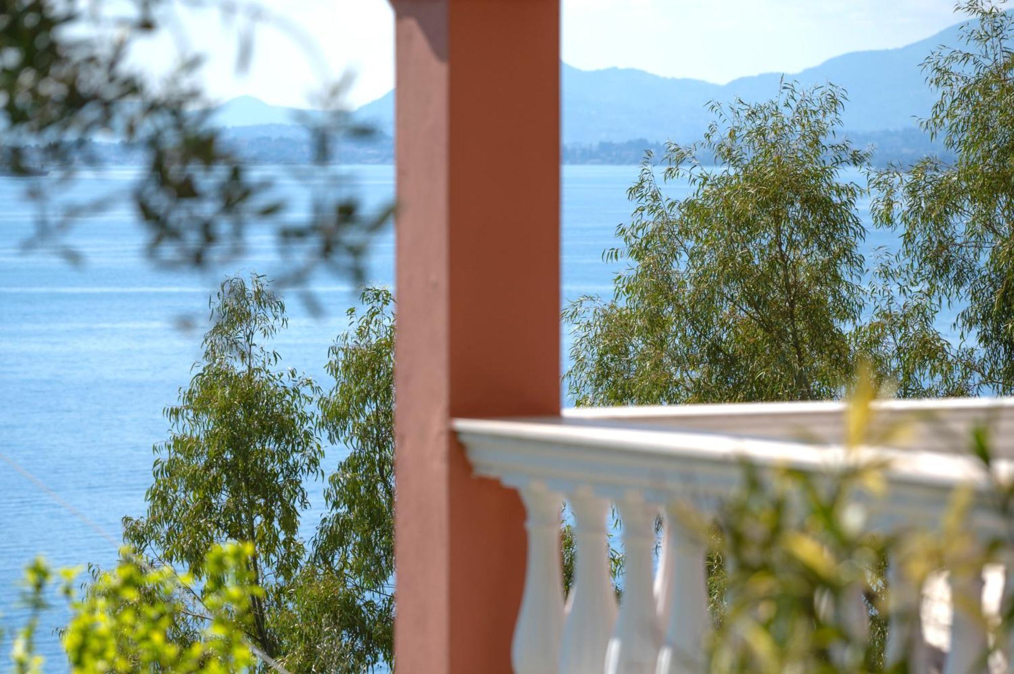 Sunrise View Apartments Barbati Exterior photo